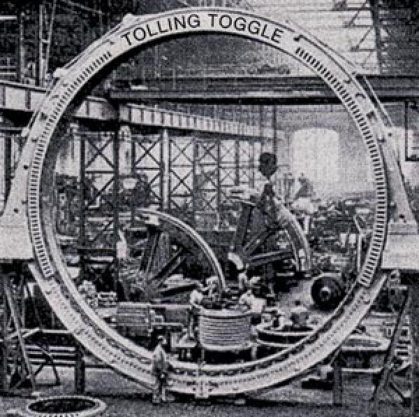 Schnitzler + Thomasius - Tolling Toggle